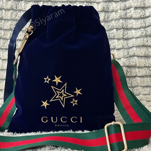 Gucci drawstring closure Toiletry  bag to crossbody bag / bucket bag/ pu… - Picture 3 of 8